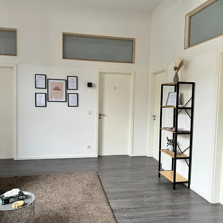 Homestay 8 Min. Von Der Innenstadt Dusseldorf